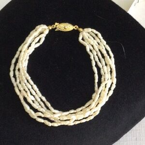 Elegant Cream Pearl Bracelet